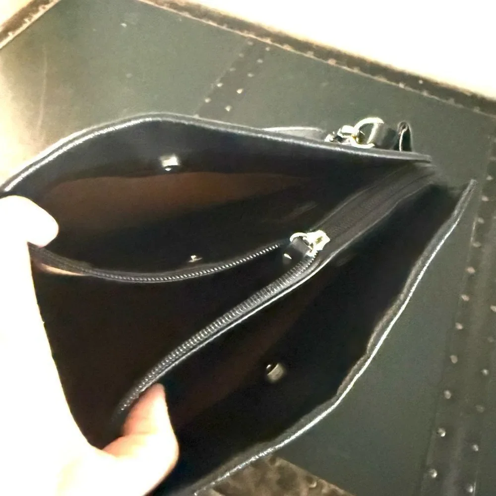 Matthew + Julian Satchel Bag Pockets Zip Lined Black Roomy Soft Classic Chic EUC